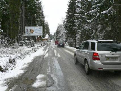 Billboard B in Bukovel, 3x6  Trasa N-09 Mukacevo-L'viv, doroga vid Bukovela do Ivano-Frankivs'ka (s.Polanica),  vidpoc. kompleks Carina, Bat'kivs'kij porig, 150 m pered perehrestam z trasou, napramok ruhu na Ivano-Frankivs'k Photo 1