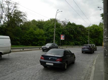 Citylight B in Kyiv, сити 1.2х1.8  Подільський узвіз в напр. м. Лук'янівська, ТРЦ "Променада" Photo 1