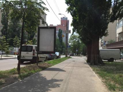 Citylight A in Kyiv, Сity 1.8х1.2м  st. Kovpaka 49/st. Vasila Tutunnika, poruc Magazin mebliv "Mirt", Kviti "Floramora", Remont iPhone "Royal Service",  "WINETIME", Mag. Dveri "Danapris Doors", v napramku Velikoi Vasil'kivs'ka Photo 1