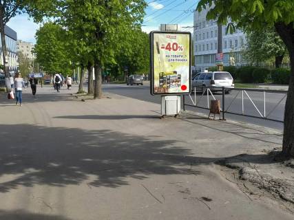 Citylight B in Khmelnitsky, 1.8x1.2  Instituts'ka st., 11, zupinka, navproti Hmel'nic'kij Nacional'nij Universitet Photo 1