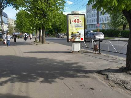 Billboard B in Khmelnitsky Інститутська вул. 11(зупинка навпроти ХНУ) Photo 1