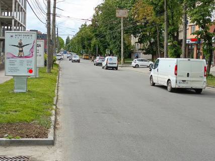 Citylight B in Khmelnitsky, 1.8x1.2  Зарічанська вул. 1 (ТРЦ Проскурів Плаза) №2 Photo 1