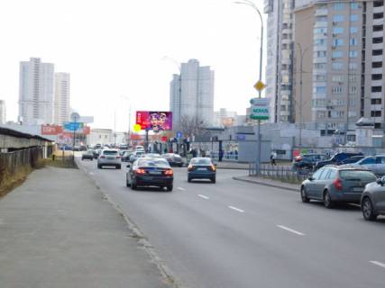 Prismatron, Prism A in Kyiv, 6x3  Grigorenka Petra prosp./ Sribnokil's'ka st. 1 - 433854 Photo 1