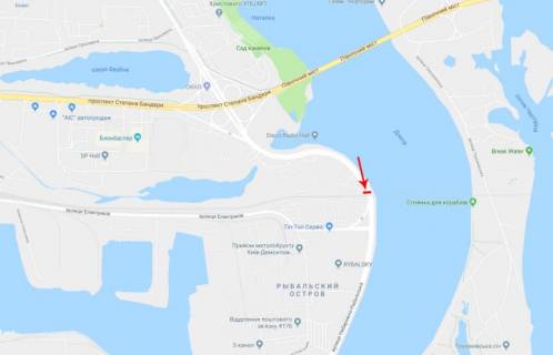 Prismatron, Prism A in Kyiv, 3x6  Naberezno-Ribal's'ka  st., 100 m pered zaliznicnim mostom, ruh v napramku Pivnicnogo mostu - 319059 scheme