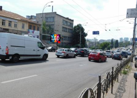 Scrolller, Scroll B in Kyiv, 3.14x2.3  Cornovola st. 41 (02-0796-01) - 434380 Photo 1