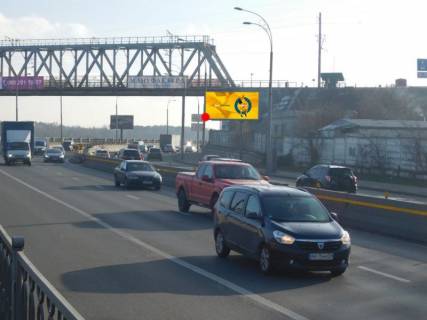 Prismatron, Prism A in Kyiv, 3x6  Naberezno-Ribal's'ka  st., 100 m pered zaliznicnim mostom, ruh v napramku Pivnicnogo mostu - 319059 Photo 1