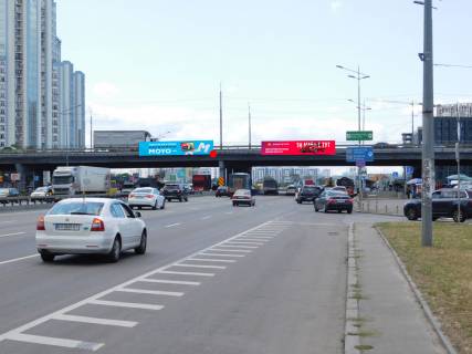 Non-Standard B in Kyiv, 8x2  Bazana pr-t / Dniprovs'ka naberezna, st. m. "Osokorki", v centr Photo 1