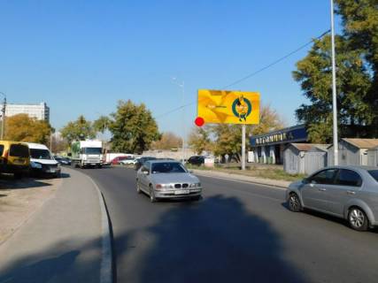 Billboard A in Kyiv, 3x6  Sverstuka Evgena st. 6, ruh v napramku st. m. "Livoberezna" Photo 1