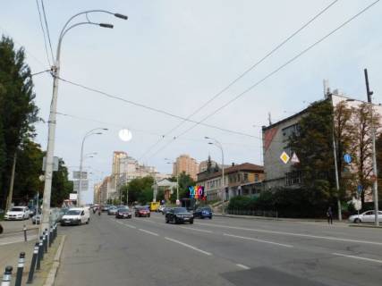 Video Billboard A in Kyiv, 3,14x2,32  Чорновола вул. 41, рух в напрямку вул. Павлівська - 617884 Photo 1