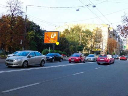 Billboard  in Kyiv, 3,14x2,3  50.4563196000, 30.4995055800, Photo 1