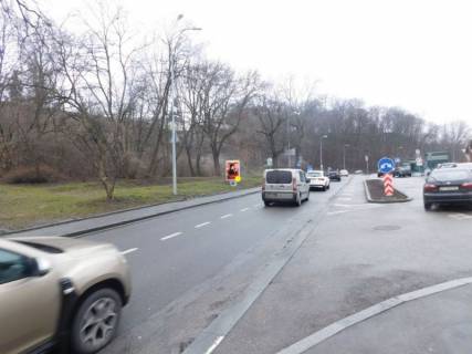 Citylight A in Kyiv, 1,2x1,8  Parkova doroga 3/5, navproti KVC "Parkovij", ruh v napramku st. Grusevs'kogo,  Evropejs'ka pl. Photo 1