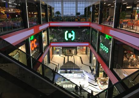 Video Billboard A in Dnipro (Dnipropetrovsk) TRC NEO Plaza, st. M. Kuri,5 - 477251 Photo 1