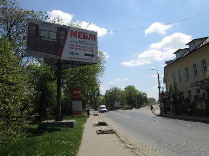 Billboard B in Chernivtsi Ckalova/ Malovokzal'na Photo 1