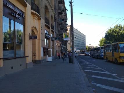 Non-Standard B in Lviv, 0,7*1,0  av.Svobody Photo 1