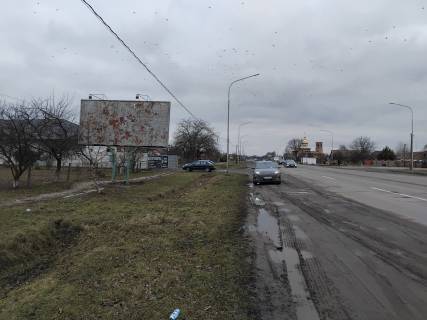 Billboard B in Lutsk s.Pidgajci (pri vizdi v misto Luc'k,  trasa Luc'k-Dubno, pered Dubnivs'kim kil'cem)  0,5 km vid Luc'ka Photo 1