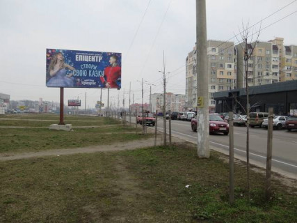 Billboard B in Chernihiv Nezaleznosti, st., 12a-B Photo 1
