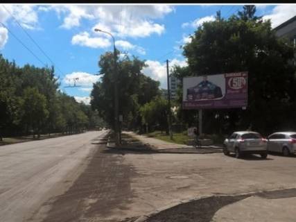 Billboard A in Chernihiv perehr. Sevcenko ta Petrovs'kogo A Photo 1
