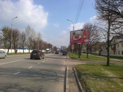 Billboard A in Lviv, 6x3  Velikogo V. st., 25 (AZS "Ukrnafta", kafe "Aaksi", budivel'na kompania RIEL, L'vivs'kij koledz telekomunikacij, Avtoservis Iren), v napramku Strijs'ka st. Photo 1