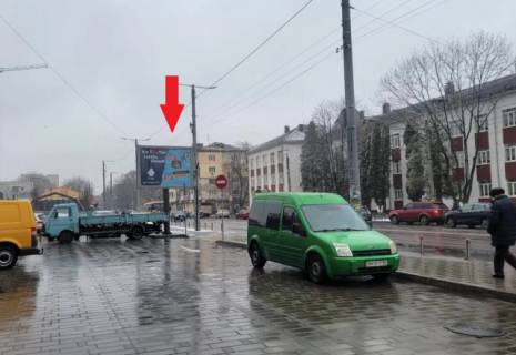 Scrolller, Scroll B in Zhytomyr, 3.14x2.32  Grusevs'kogo st., 7 (Oldi, Sil'po, Turisticna agencia, Polissa-produkt), v napramku Pokrovs'ka st. - 429026 Photo 1