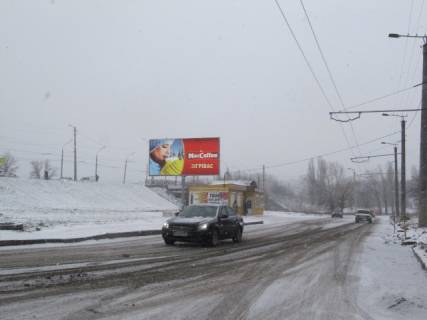 Billboard B in Kropyvnytskyi (Kirovograd), 6x3  Vokzal'na st. (Zovtnevoi revolucii st.) (Magazin pobutovoi himii "Cistula", perukarna "Smaragd"), v napramku pros. Pravdi Photo 1