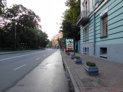 Cityscroll A in Kyiv, 1.2x1.8  Грушевського Михайла вул., 30/1 (Маріїнський парк, Міністерство оборони України), в напрямку метро Арсенальна Photo 1