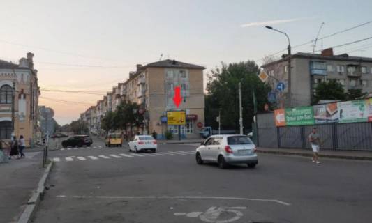 Scrolller, Scroll A in Zhytomyr, 3.14x2.32  Hlibna st., 16/Gogolivs'ka st., 1 (Hlibnij rinok, Sil'po, Fokstrot, Apteka Niz'kih Cin), v napramku Kiivs'ka st. - 292121 Photo 1