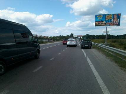 Billboard A in Lviv route, 6x3  Kil'ceva doroga, 150 m vid v'izdu v avtosaloni "BMW", "HONDA", "Volkswagen & Seat" (Gipermartket "Epicentr", Gipermarket "METRO", AZS "BRSM-nafta"), v napramku Sevcenka st. Photo 1