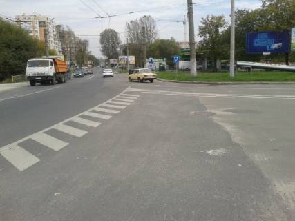 Billboard A in Lviv, 6x3  Zamarstinivs'ka st. - Mazepi Get'mana st. (AZS "WOG", TRC SPARTAK, STO, Instrumental'nij zavod), v napramku Grincenka st. Photo 1