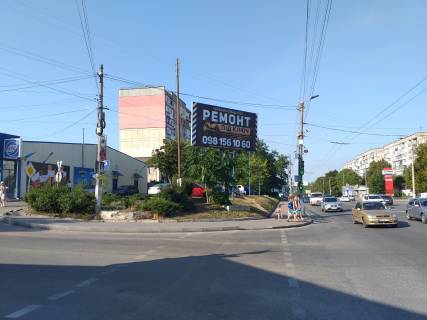 Billboard A in Kropyvnytskyi (Kirovograd) Na rozi st.Vokzal'noi ta Gabdrahm. z boku supermarketu "ATB" Photo 1