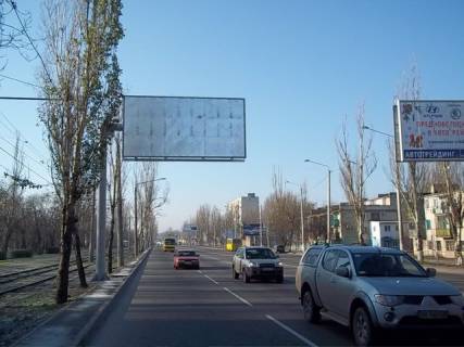 Billboard B in Odessa Nikolaevskaa doroga No168/2 V Photo 1