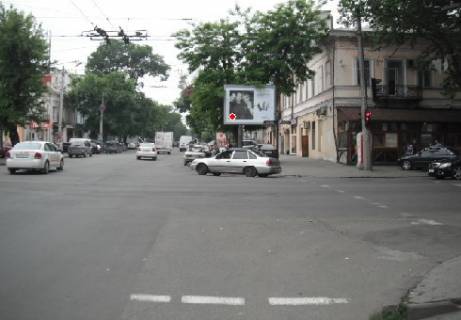 Scrolller, Scroll A in Odessa, 2.32x3.14  V. Arnauts'ka st. - Risel'evs'ka st., 60 - 465498 Photo 1