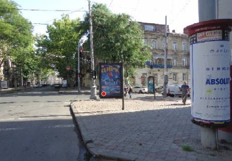 Citylight A in Odessa, 1.8x1.2  Risel'evs'ka st., 9 - Greces'ka st. A Photo 1