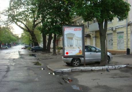 Citylight B in Odessa, 1.8x1.2  Zukovs'kogo st., 45 Photo 1