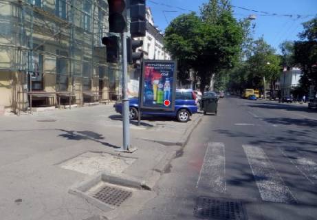 Citylight B in Odessa, 1.8x1.2  Katerinins'ka st., 48 B Photo 1