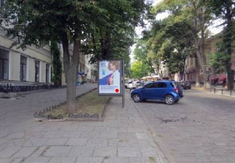 Citylight B in Odessa, 1.8x1.2  Deribasivs'ka st., 7 - Puskins'ka st. V Photo 1