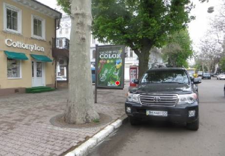 Citylight B in Odessa, 1.8x1.2  Katerinins'ka st. - Grec'ka st., 32 V Photo 1