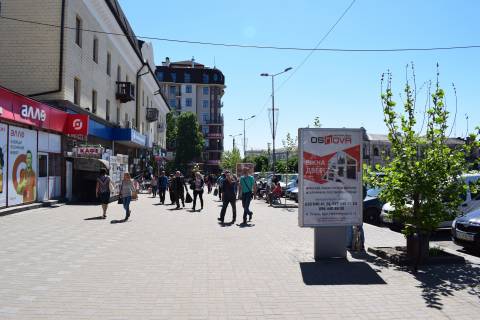 Citylight B in Uman ВУЛ. НЕБЕСНОЇ СОТНІ Photo 1