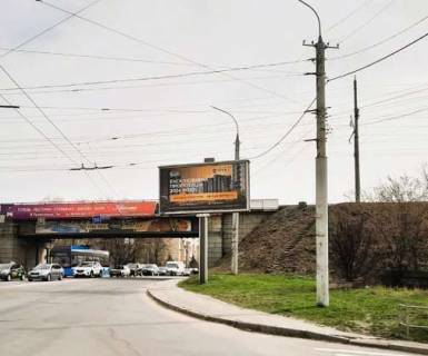 Prismatron, Prism A in Vinnytsia, 3x6  Braclavs'ka st. (Ostrovs'kogo st.) - Privokzal'na st. - 480388 Photo 1