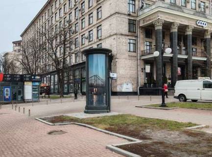 Backlight A in Kyiv, 1.2x3.6  Хрещатик вул., 7/11 Photo 1