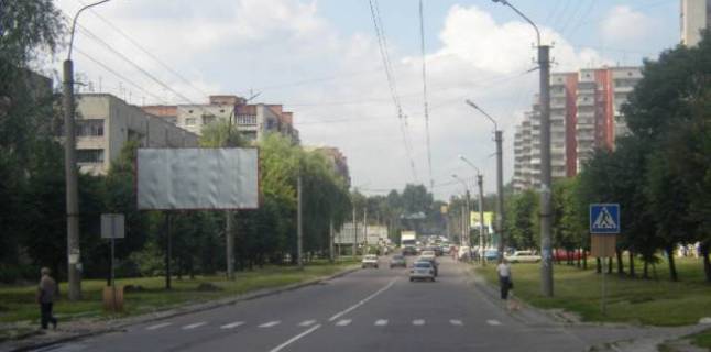 Billboard B in Lviv, 3x6  Get'mana Mazepi st., 18 Photo 1