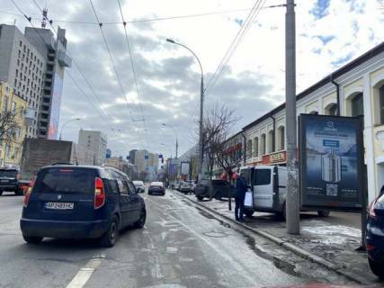 Backlight A in Kyiv Antonovica st. (Gor'kogo st.), 48 Photo 1