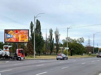 Video Billboard A in Kyiv, 4x8  Леоніда Каденюка просп. — Верховної Ради бульв. - 616344 Photo 1