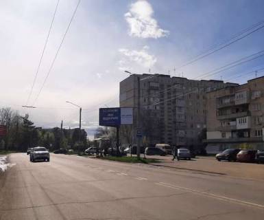 Billboard A in Chernivtsi, 3x6  Pivdennokil'ceva st., 25 Photo 1