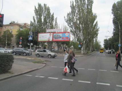 Prismatron, Prism A in Vasylivka, 3x6  Central'nij prosp. (Lenina prosp.) - Buznika st., (prizma) (liva) - 427603 Photo 1