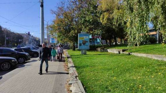 Backlight A in Chernihiv, 1.2x1.8  Kiivs'ka st. - Miru prosp., 49 Photo 1