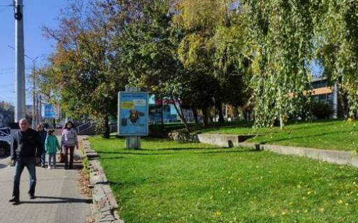 Citylight A in Chernihiv, 1.2x1.8  Kiivs'ka st. - Miru prosp., 49 Photo 1