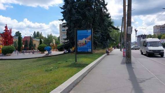 Backlight B in Khmelnitsky, 1.2x1.8  Svobodi st. - Miru prosp. Photo 1