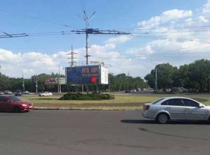 Billboard A in Mykolaiv, 3x6  Central'nij (Lenina) av. - Zovtnevij av. Photo 1