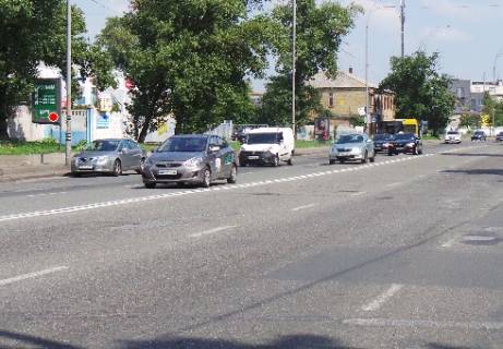 Backlight B in Kyiv Naberezno-Lugova st., 6 Photo 1