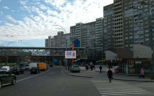 Video Billboard A in Kyiv, 2.3x3.14  Гетьмана Вадима вул., 40 - Миколи Голего вул. (ТТ 4.8 676х468) - 655014 Photo 1